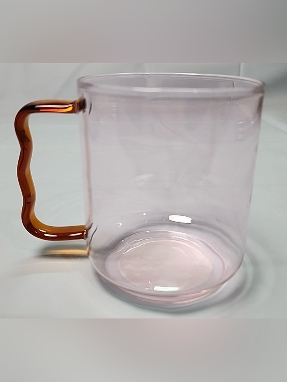 7 New Room Essentials Clear Glass Mugs with Wavy Handle